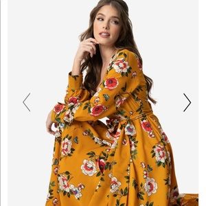 NWT L Floral Maxi Dress